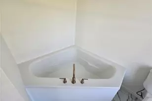 221 Sycamore Creek Dr, Winfield, MO 63389 - Photo 12