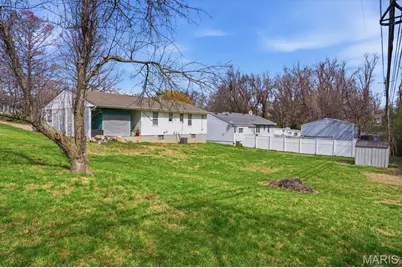 41 Sharon Drive, Saint Charles, MO 63303 - Photo 4