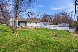 41 Sharon Dr, Saint Charles, MO 63303 - Photo 4