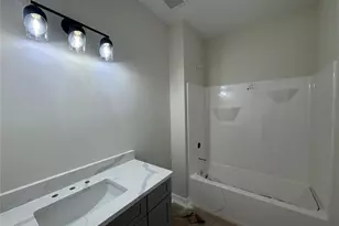 108 Hickory Heits Ct, Moscow Mills, MO 63362 - Photo 10