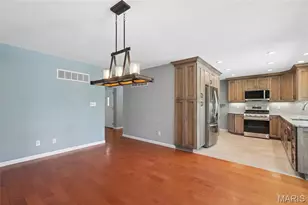 579 Golfwood Dr, Saint Louis, MO 63021 - Photo 8