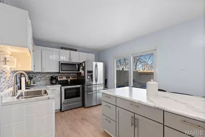 1841 Mansard Drive, Mehlville, MO 63125 - Photo 8