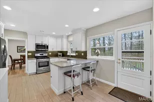 61 Tealwood Dr, Creve Coeur, MO 63141 - Photo 16