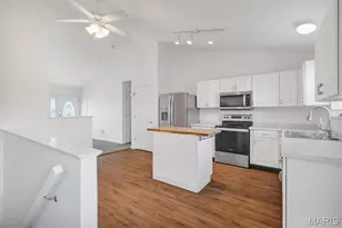 813 Wenstone Park Dr, Wentzville, MO 63385 - Photo 20