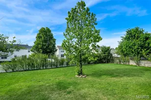 813 Wenstone Park Dr, Wentzville, MO 63385 - Photo 30