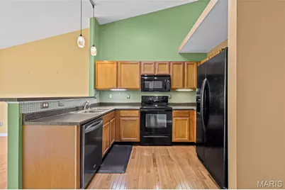 102 Hollow Brook Drive, Florissant, MO 63034 - Photo 16