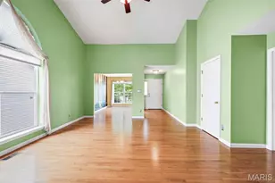 102 Hollow Brook Dr, Florissant, MO 63034 - Photo 4