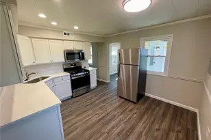 4224 Ashby Rd, Saint Ann, MO 63074 - Photo 4