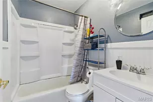 3917 Crosby Dr, Saint Louis, MO 63123 - Photo 16