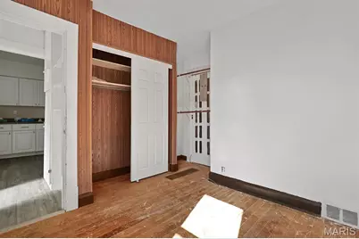 404 W Kirkham Avenue, Webster Groves, MO 63119 - Photo 8