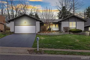 1226 Beaver Trail Dr, Ferguson, MO 63135 - Photo 1