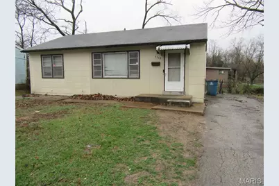 9160 Loganberry Lane, Bel-Ridge, MO 63121 - Photo 1