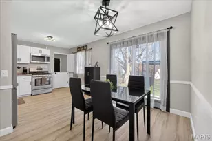 2425 Lindsay Ln, Florissant, MO 63031 - Photo 16