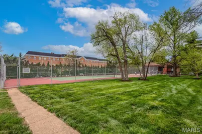550 Coeur De Royale Drive #301, Creve Coeur, MO 63141 - Photo 36