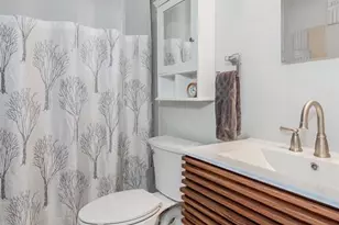 550 Coeur de Royale Dr, Creve Coeur, MO 63141 - Photo 30