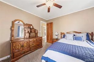 809 Lincoln St, Elsberry, MO 63343 - Photo 20