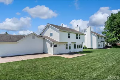 1860 Chateau Du Mont Drive, Florissant, MO 63031 - Photo 2