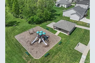 408 Mossy Brook Drive, O'Fallon, MO 63366 - Photo 50