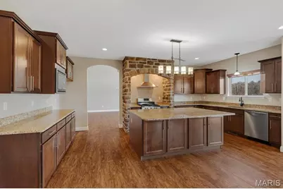 408 Mossy Brook Drive, O'Fallon, MO 63366 - Photo 26