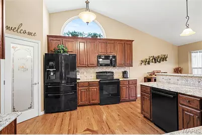 6713 Silverstone Court, Byrnes Mill, MO 63051 - Photo 8