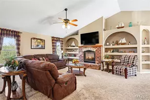 6713 Silverstone Ct, Byrnes Mill, MO 63051 - Photo 4