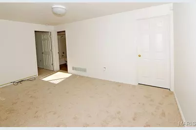 12820 High Crest Street, Black Jack, MO 63033 - Photo 18