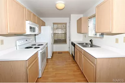 12820 High Crest Street, Black Jack, MO 63033 - Photo 8