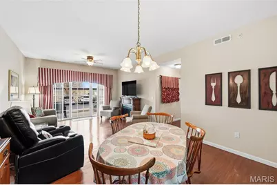 1507 S Old Highway 94 #104, Saint Charles, MO 63303 - Photo 12