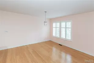 39 Ridgeview Cir Ct, Ballwin, MO 63021 - Photo 8