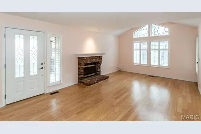 39 Ridgeview Circle Court, Ballwin, MO 63021 - Photo 6