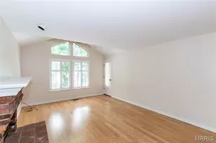 39 Ridgeview Cir Ct, Ballwin, MO 63021 - Photo 6