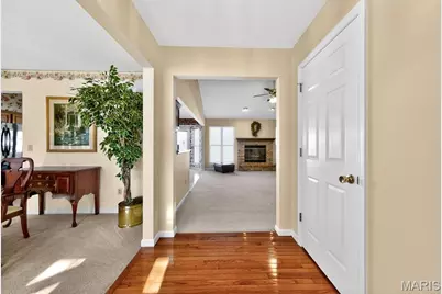 877 Home Park Drive, Saint Peters, MO 63376 - Photo 6