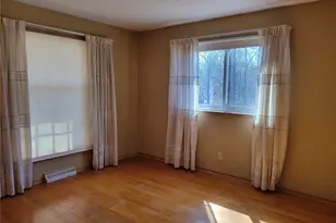 6945 Lakeside Hills Dr, Florissant, MO 63033 - Photo 20