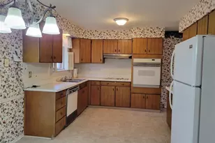 6945 Lakeside Hills Dr, Florissant, MO 63033 - Photo 10