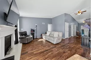 1316 Durham Dr, Herculaneum, MO 63048 - Photo 4
