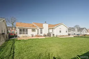 5842 Westcliffe Dr, Saint Louis, MO 63129 - Photo 40