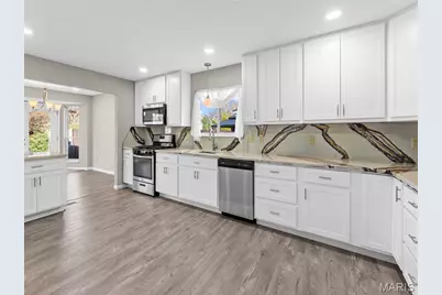 11418 Nora Court, Bridgeton, MO 63044 - Photo 8