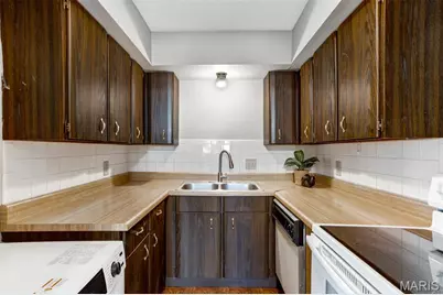 113 Lemans Court #113, Lake Saint Louis, MO 63367 - Photo 14