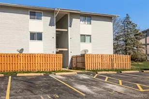 113 Lemans Ct, Lake Saint Louis, MO 63367 - Photo 4