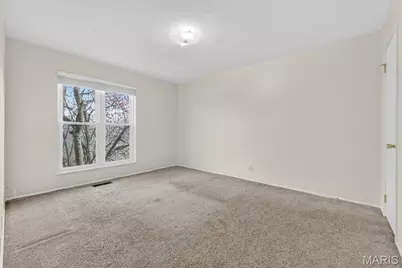 10401 Briarbend Drive #4, Saint Louis, MO 63146 - Photo 14
