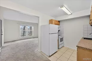 10401 Briarbend Dr, Saint Louis, MO 63146 - Photo 8