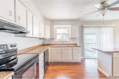 909 Schindler Road, Perryville, MO 63775 - Photo 10