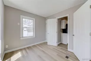 11001 St Raphael Ln, Saint Ann, MO 63074 - Photo 10