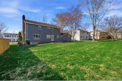 277 Oak Path Drive, Ballwin, MO 63011 - Photo 52