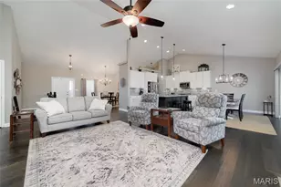 249 Lonepine Dr, Wentzville, MO 63385 - Photo 8