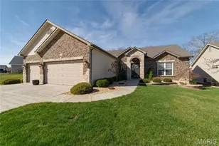 249 Lonepine Dr, Wentzville, MO 63385 - Photo 1