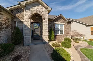 249 Lonepine Dr, Wentzville, MO 63385 - Photo 2