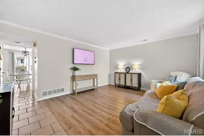 31 Park Charles Boulevard #A, Saint Peters, MO 63376 - Photo 2