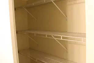 257 S Florissant Rd, Ferguson, MO 63135 - Photo 8