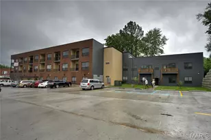 257 S Florissant Rd, Ferguson, MO 63135 - Photo 1